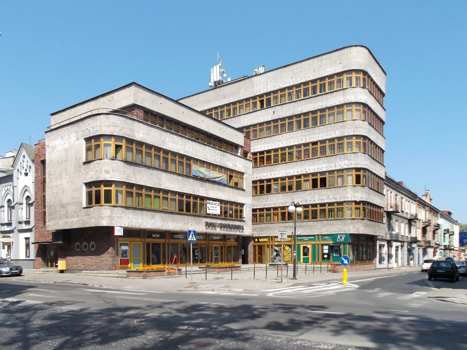 Dom Rzemiosła w Radomiu na narożniku ulic Kilińskiego i Focha - siedziba Cechu